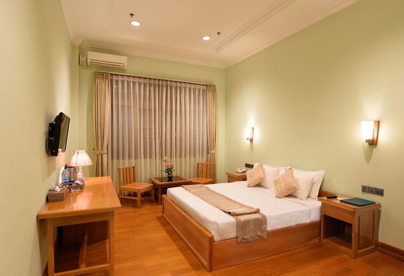 هتل Jade Royal  Monywa