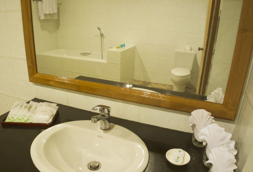 هتل Jade Royal  Monywa