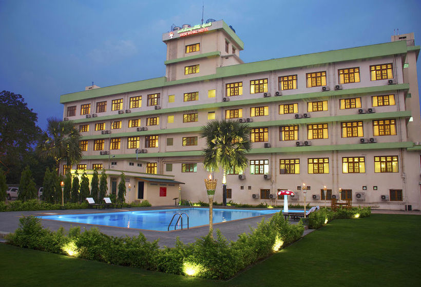 هتل Jade Royal  Monywa