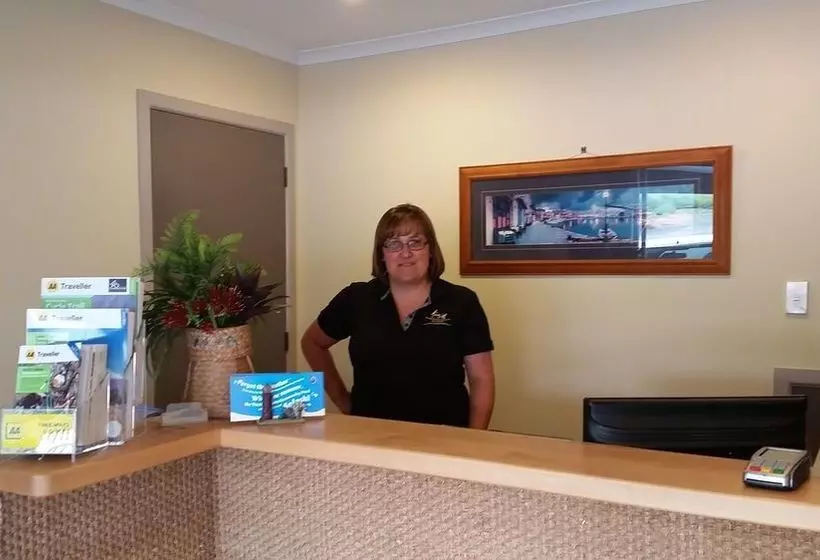 Mahoe Motel