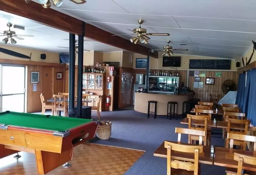 Mahoe Motel