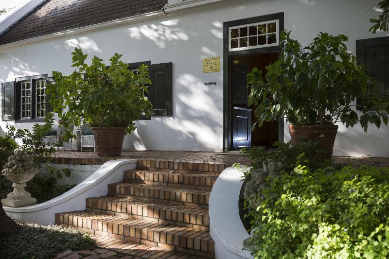 ペンション Akademie Street Boutique