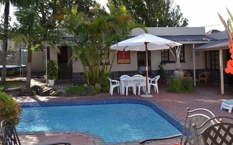 פנסיון Appleby's Guest House