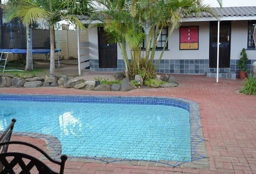 פנסיון Appleby's Guest House