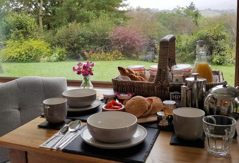 پانسیون Nant Yr Onnen B&b And Ysgubor Holiday Cottage