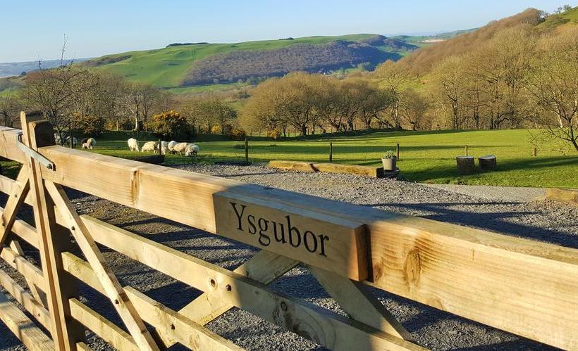 پانسیون Nant Yr Onnen B&b And Ysgubor Holiday Cottage