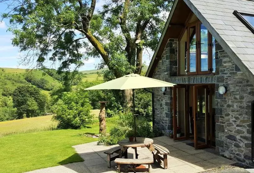 پانسیون Nant Yr Onnen B&b And Ysgubor Holiday Cottage