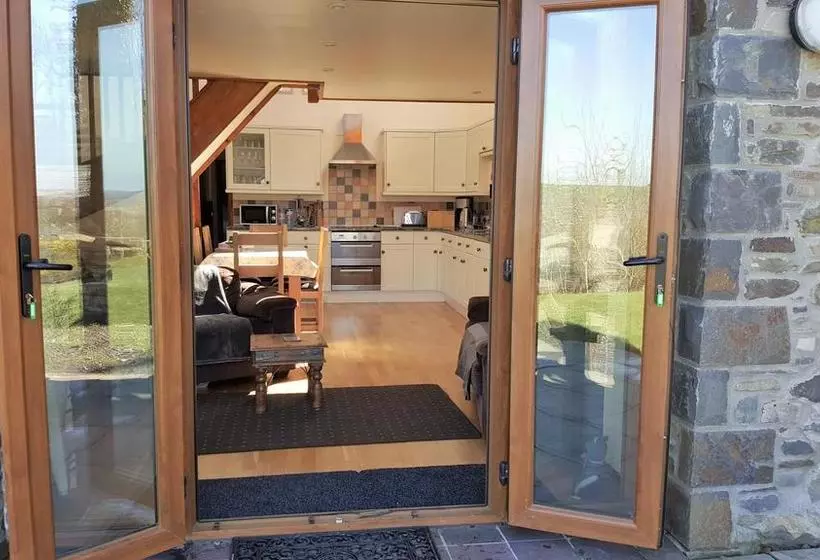 پانسیون Nant Yr Onnen B&b And Ysgubor Holiday Cottage