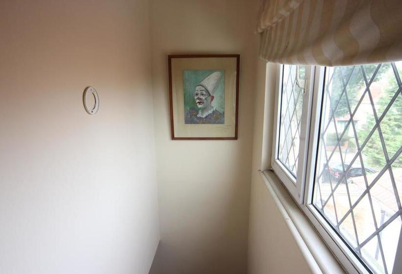 Southfields B&b Studios