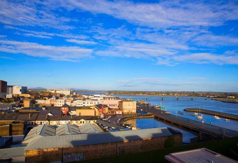 Talbot Suites At Stonebridge