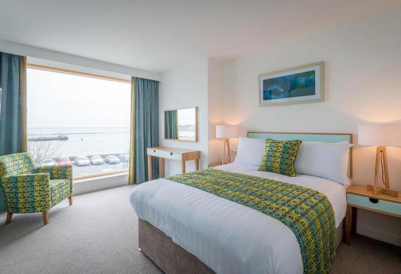 Talbot Suites At Stonebridge