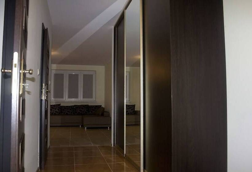 Warsaw Modlin Airport Apartment