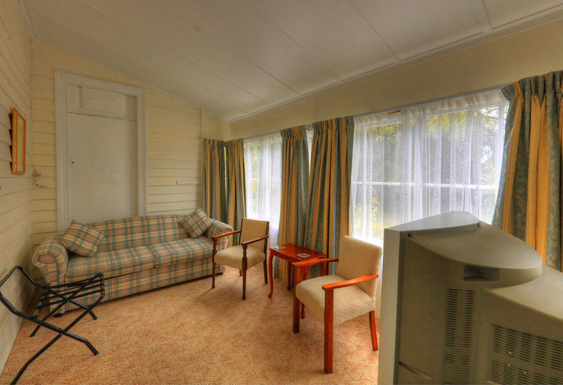 Acacia Bed And Breakfast