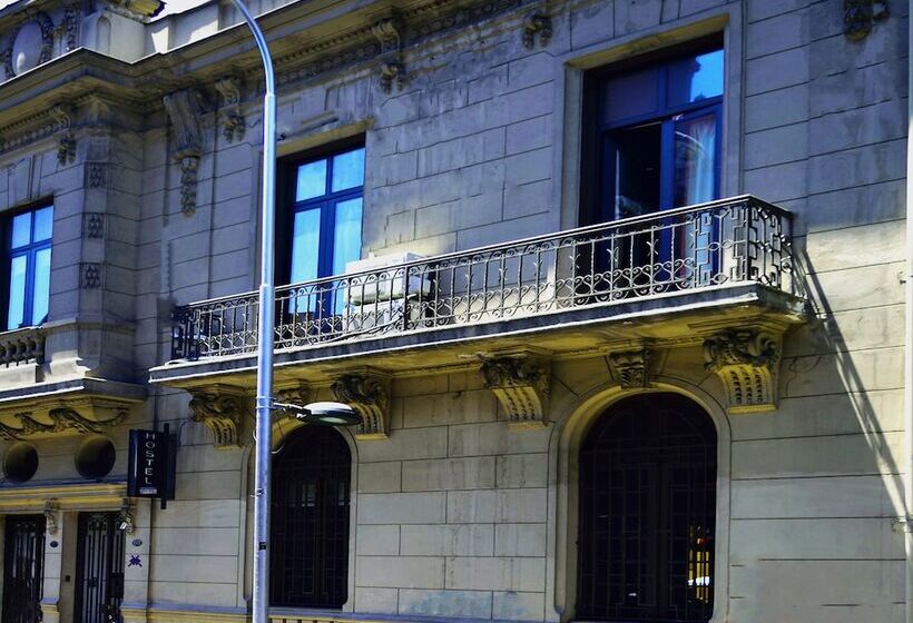 فندق صغير Santiago Backpackers