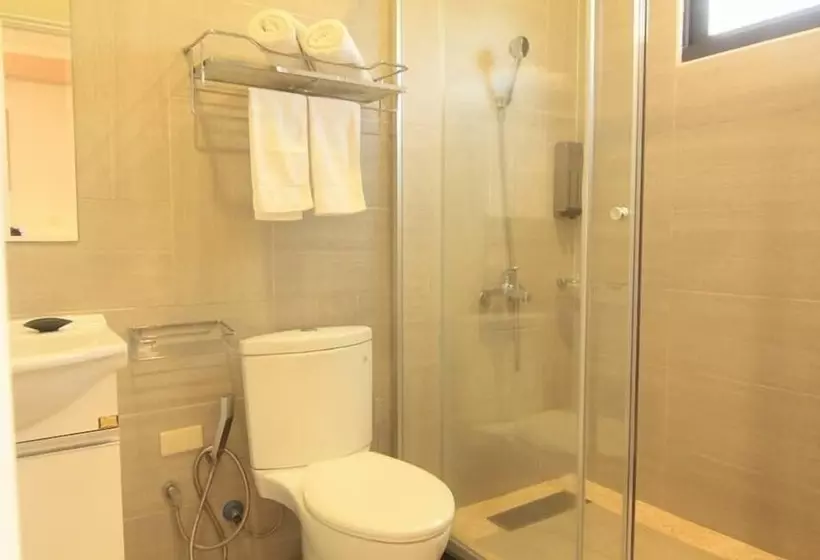تختخواب و صبحانه Farola Homestay