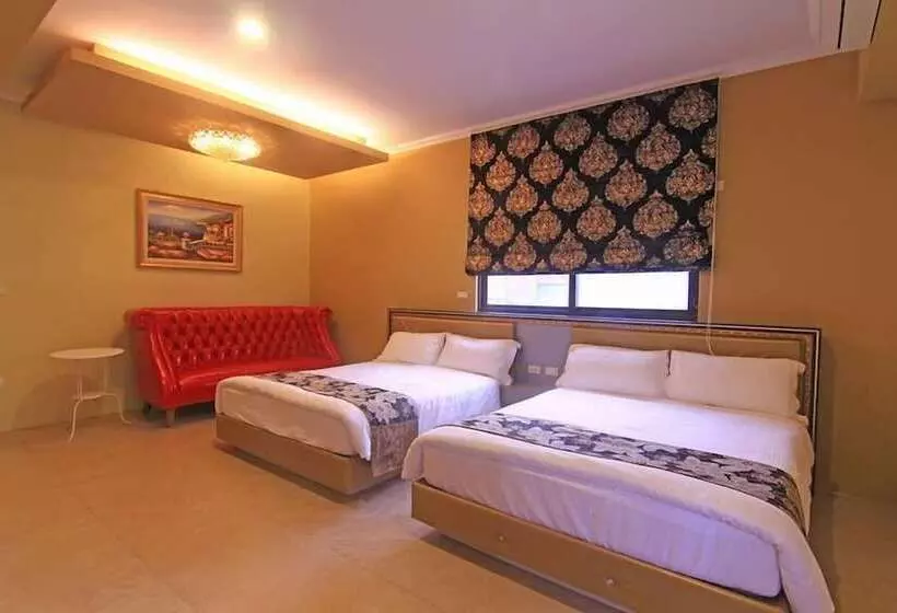 تختخواب و صبحانه Farola Homestay