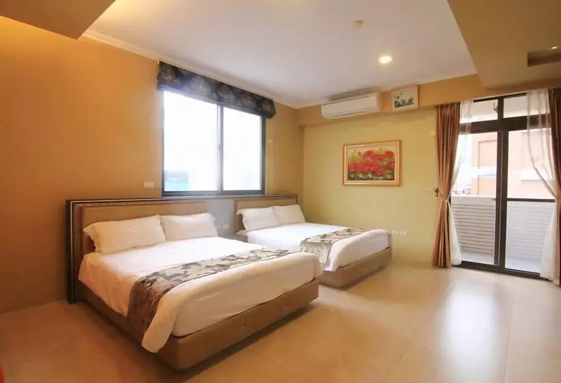 تختخواب و صبحانه Farola Homestay