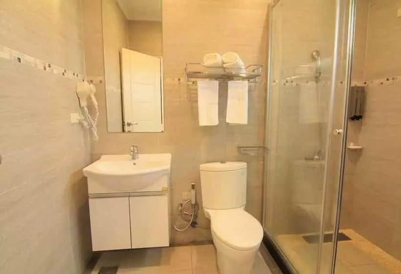 تختخواب و صبحانه Farola Homestay