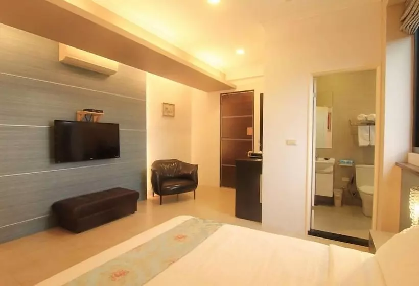 تختخواب و صبحانه Farola Homestay