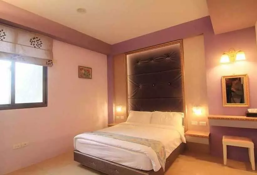 تختخواب و صبحانه Farola Homestay