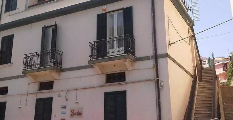 تختخواب و صبحانه La Casa Di Ermelinda