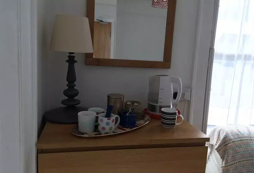 تختخواب و صبحانه Orkney Guest House