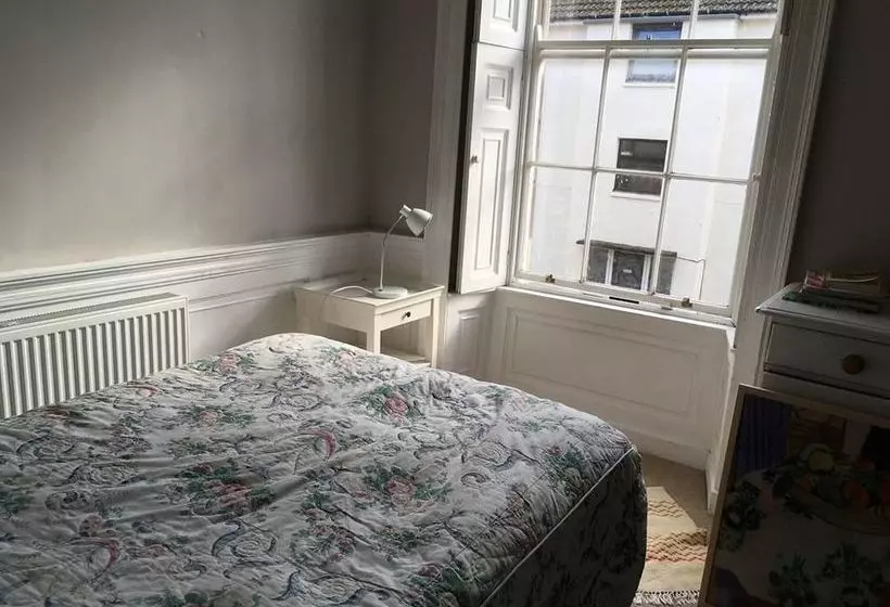 تختخواب و صبحانه Orkney Guest House