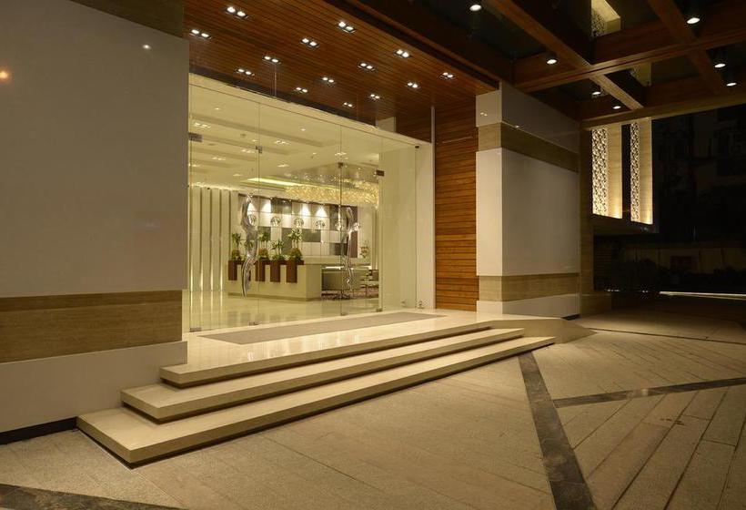 Genesis Hotel Near Mumbai Airport