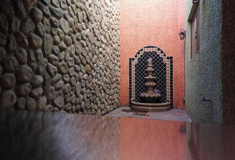 Hostal San Jemo León Hostel