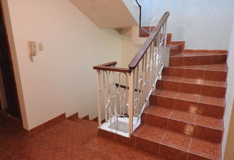 Hostal San Jemo León Hostel