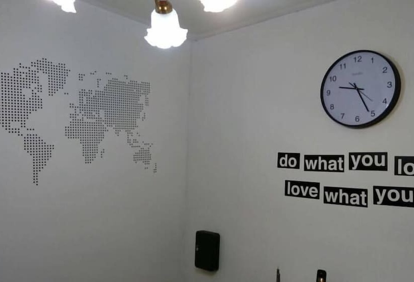 Hostal San Jemo León Hostel