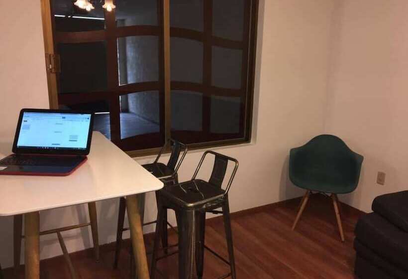 Hostal San Jemo León Hostel