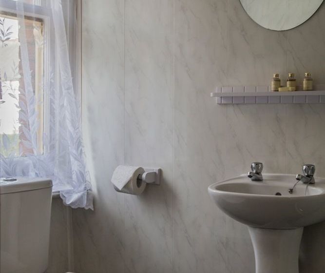 여관 The Alexandra Pub