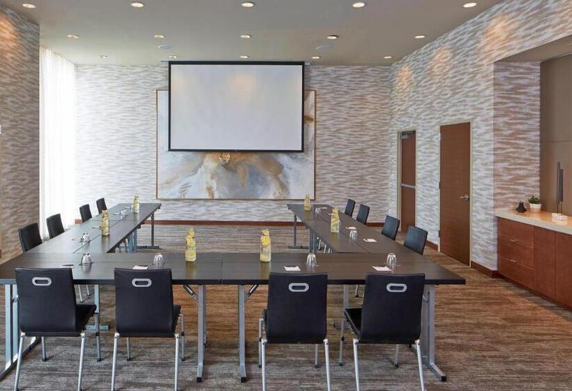 Ac Hotel By Marriott Des Moines East Village