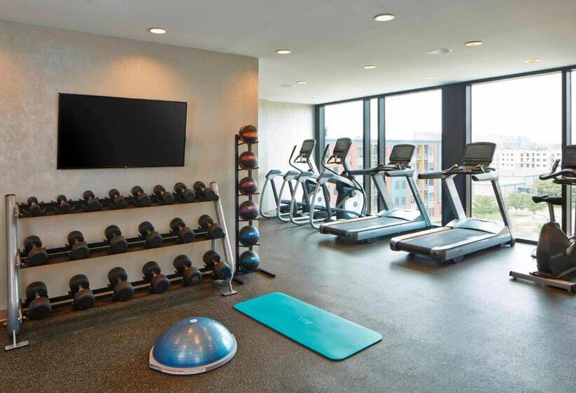 Ac Hotel By Marriott Des Moines East Village