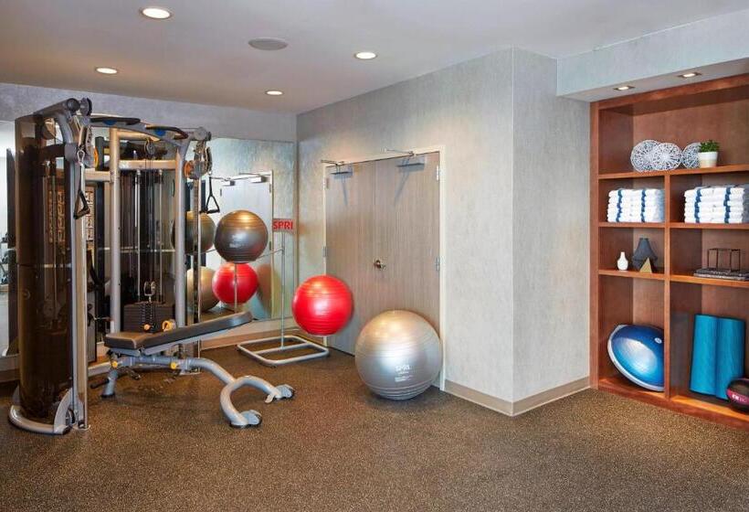 Ac Hotel By Marriott Des Moines East Village