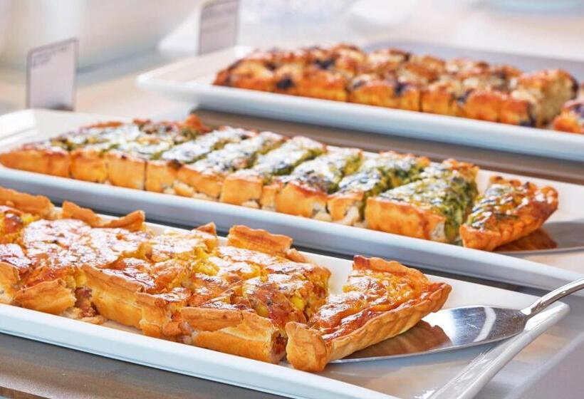 Ac Hotel By Marriott Des Moines East Village