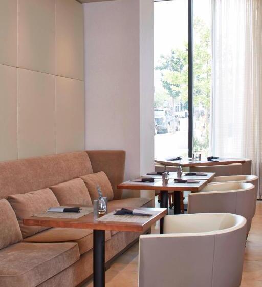 Ac Hotel By Marriott Des Moines East Village