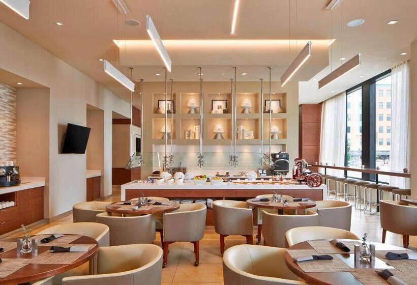 Ac Hotel By Marriott Des Moines East Village