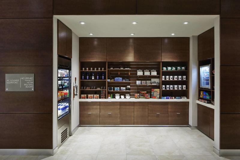 Ac Hotel By Marriott Des Moines East Village