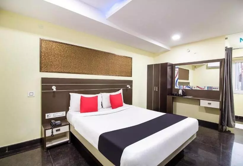 هتل Capital O Sri Navya Grand Near Nexus Hyderabad