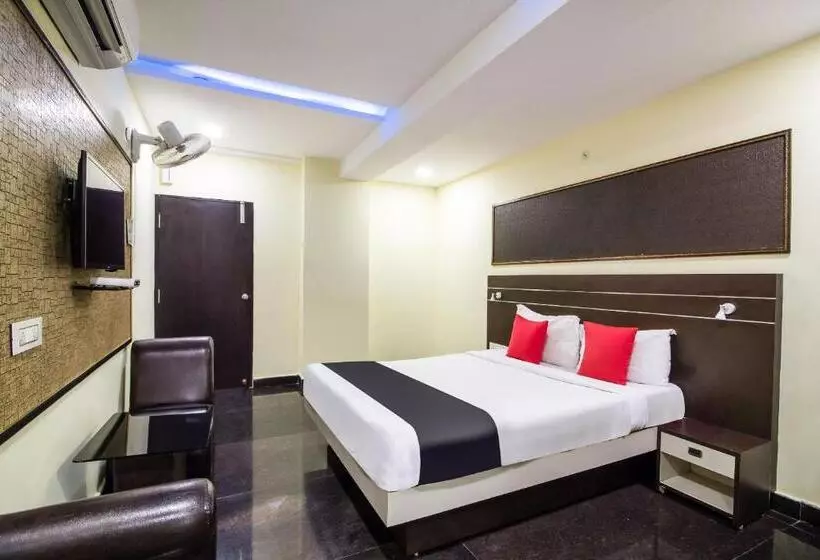 هتل Capital O Sri Navya Grand Near Nexus Hyderabad