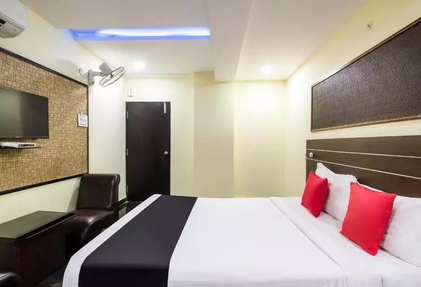 هتل Capital O Sri Navya Grand Near Nexus Hyderabad