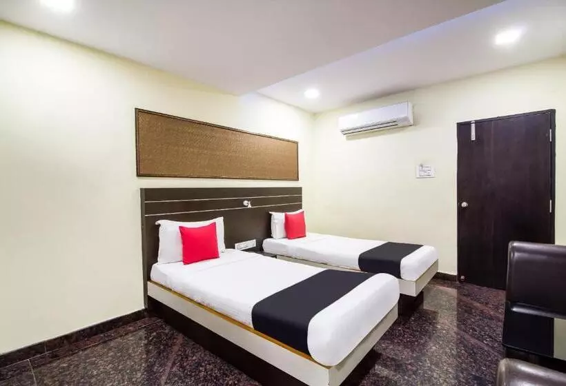 هتل Capital O Sri Navya Grand Near Nexus Hyderabad