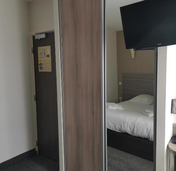 호텔 De La Gare Troyes Centre