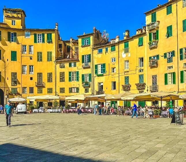 Hotel Guest House Santa Giustina Lucca Centro Storico