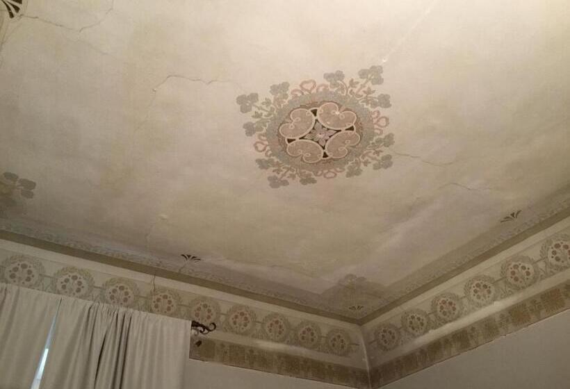 Hotel Guest House Santa Giustina Lucca Centro Storico