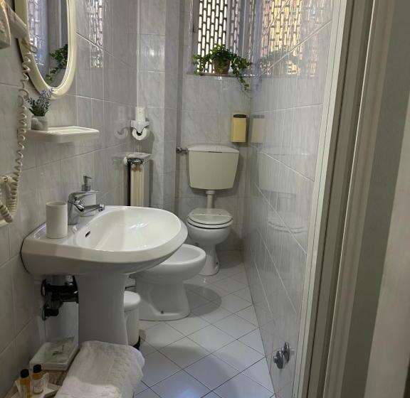 Hotel Guest House Santa Giustina Lucca Centro Storico