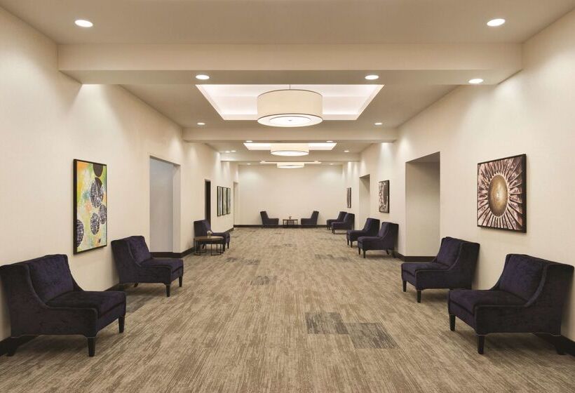 هتل Hyatt Place Chicago Ohare Airport