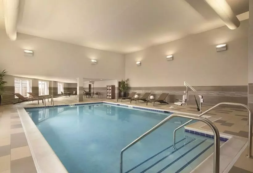 هتل Hyatt Place Chicago Ohare Airport